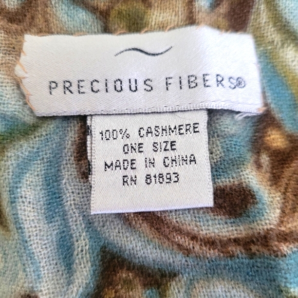 Cashmere Abstract Swirl Patterned Scarf size 16X70 - Picture 3 of 7